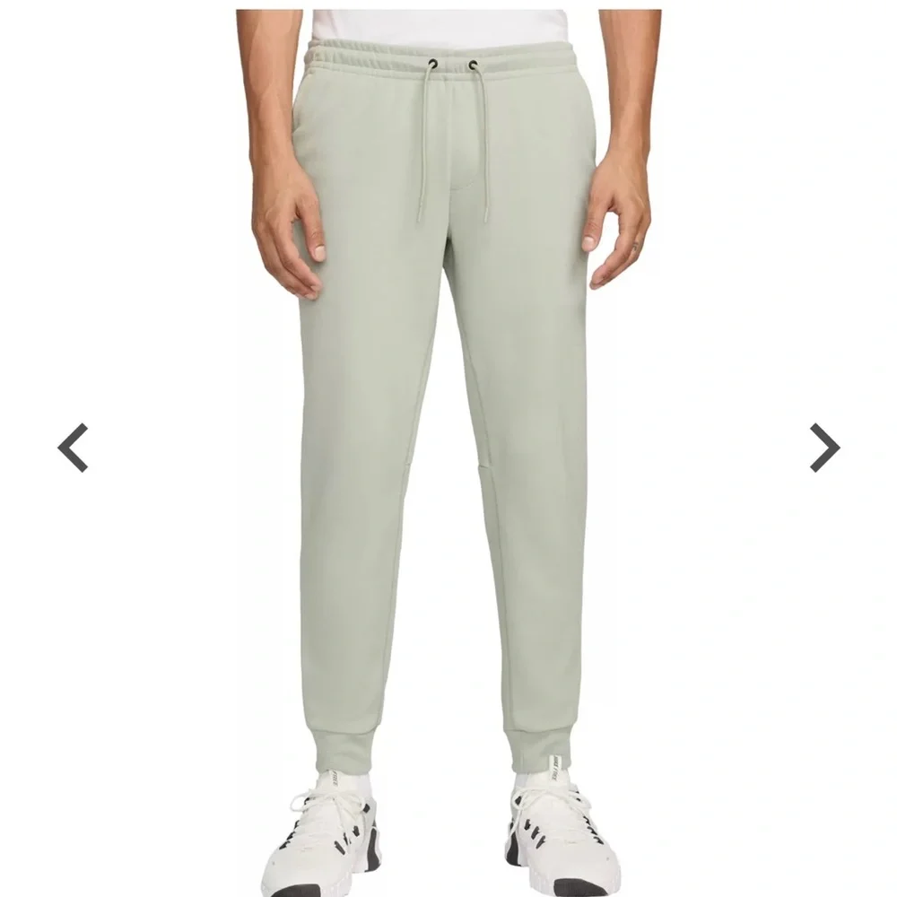 Nike Joggers.  NWT. Never worn - Picture 3 of 5